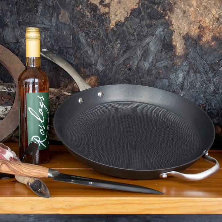 Satake stekpanna i lättviktsgjutjärn non stick, 32 cm Satake