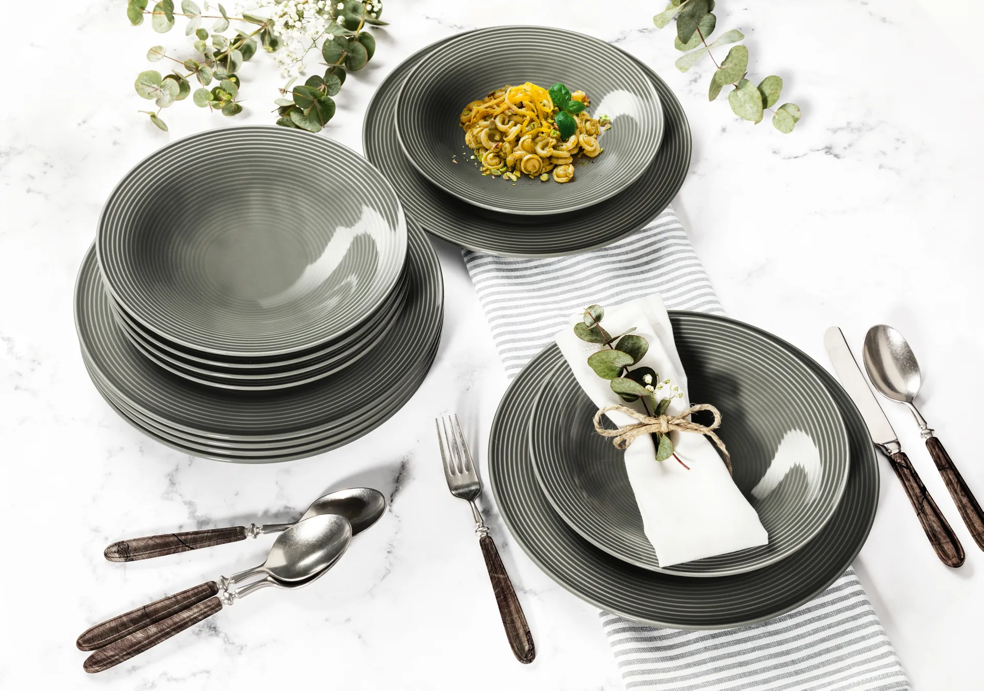 Beat servisset 12 delar, Pärlgrå Seltmann Weiden