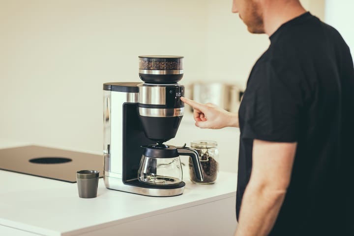 Severin KA 4851 FILKA helautomatisk kaffebryggare, Borstat stål-svart Severin