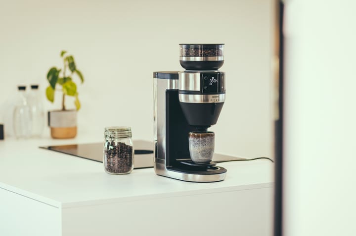Severin KA 4851 FILKA helautomatisk kaffebryggare, Borstat stål-svart Severin