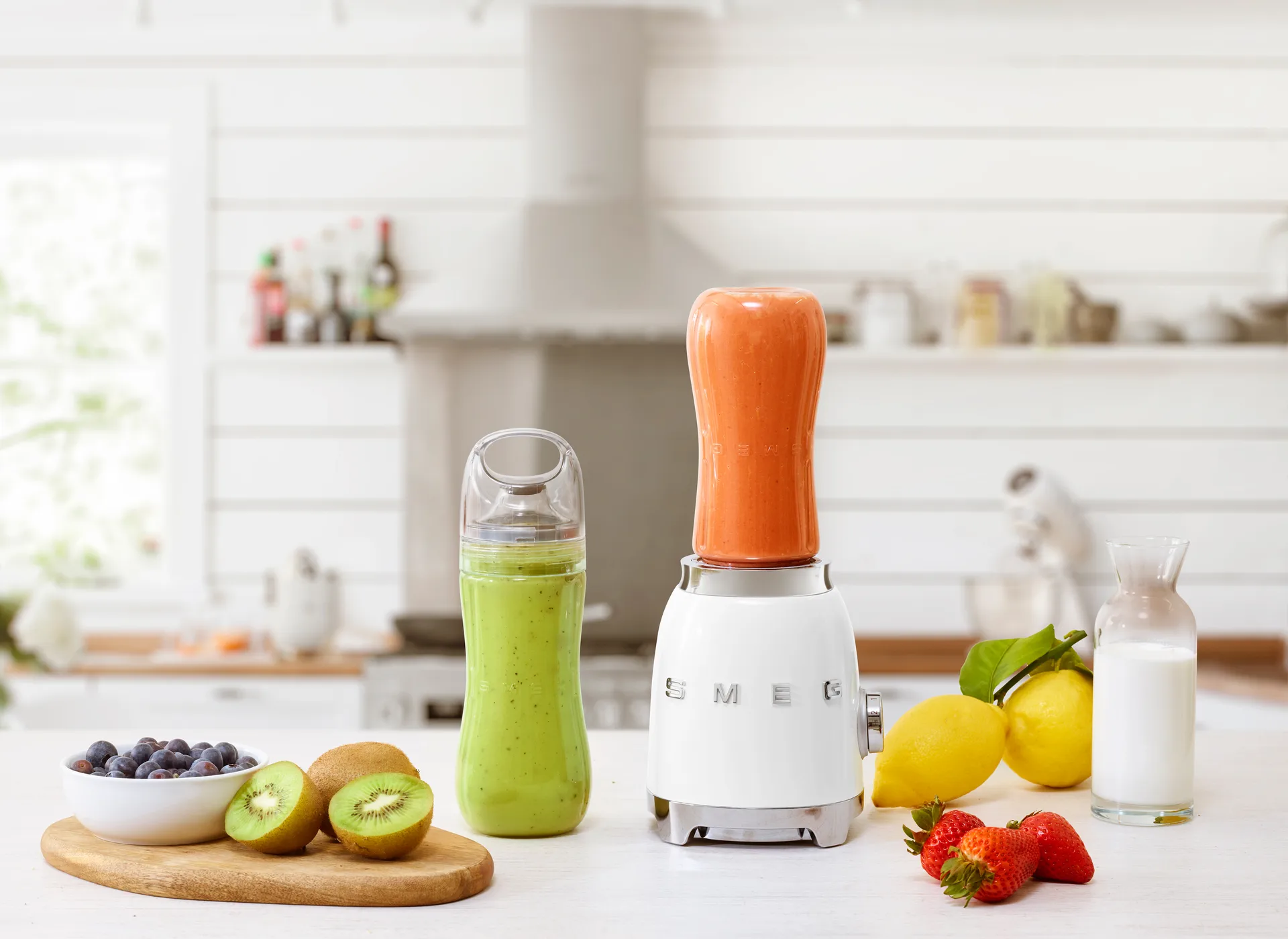 Smeg 50's Style personal blender 300 watt, Vit Smeg