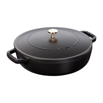 Läs mer om STAUB Chistera traktörpanna Ø28 cm 3,7 L Svart