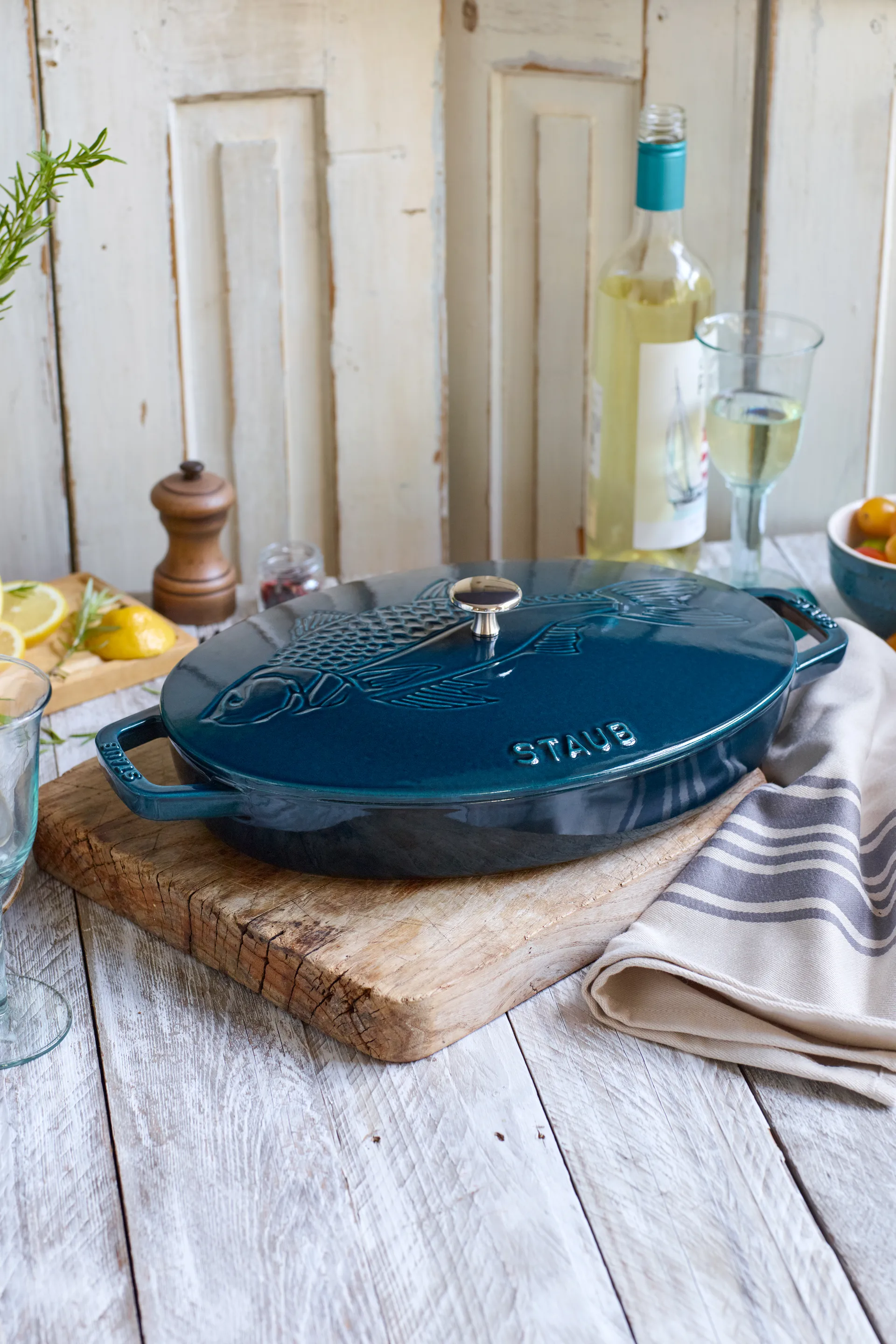 La Mer oval gryta, tre lager emalj, 32 cm STAUB