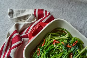 Staub rektangulär ugnsform 27 x 20 cm - röd - STAUB