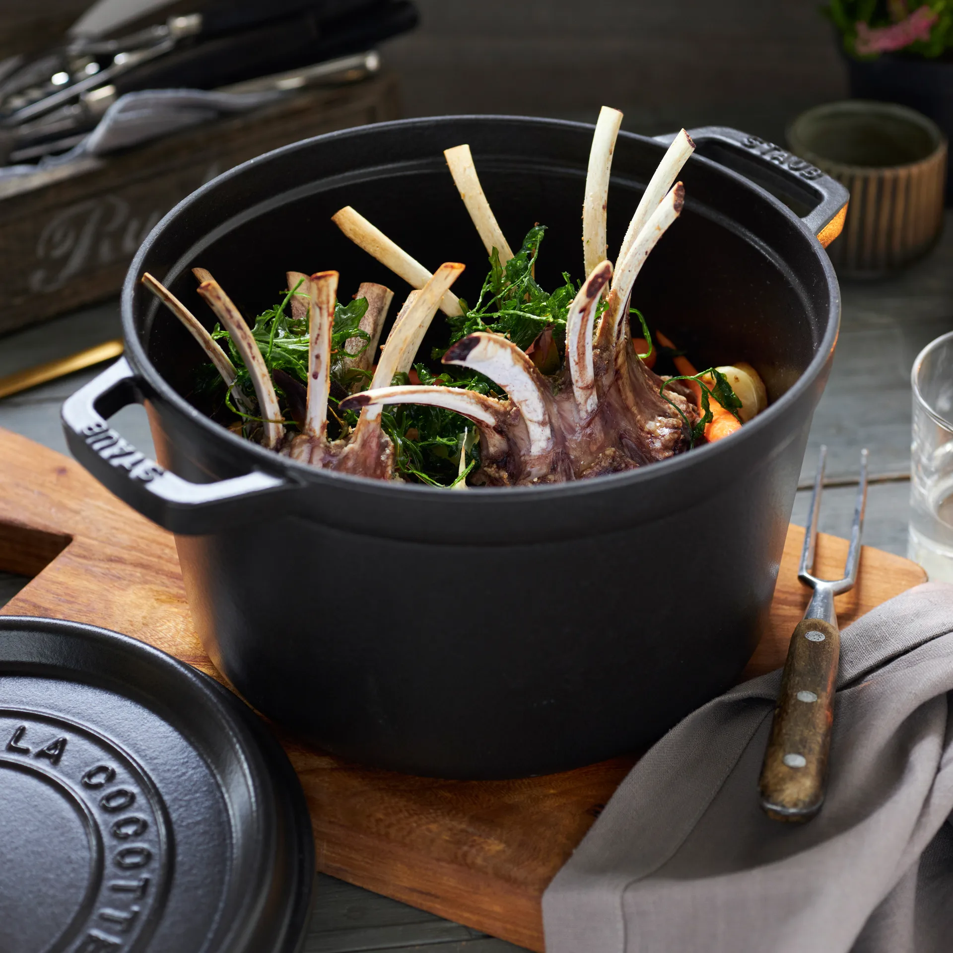 Staub rund gryta hög modell 4,8 L, Mattsvart STAUB