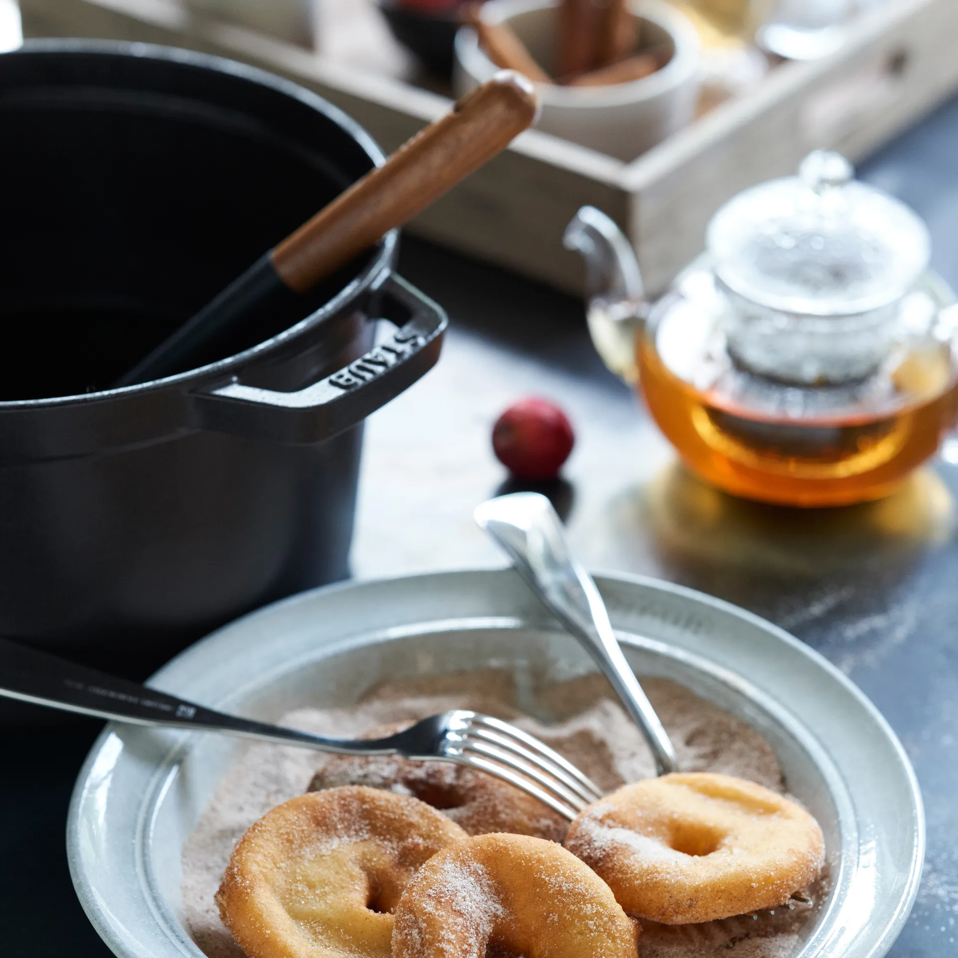 Staub rund gryta hög modell 4,8 L, Mattsvart STAUB