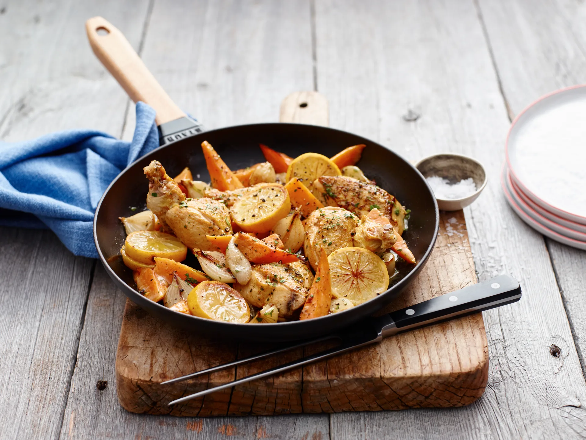 Staub stekpanna gjutjärn svart ljust trähandtag, Ø20 cm STAUB