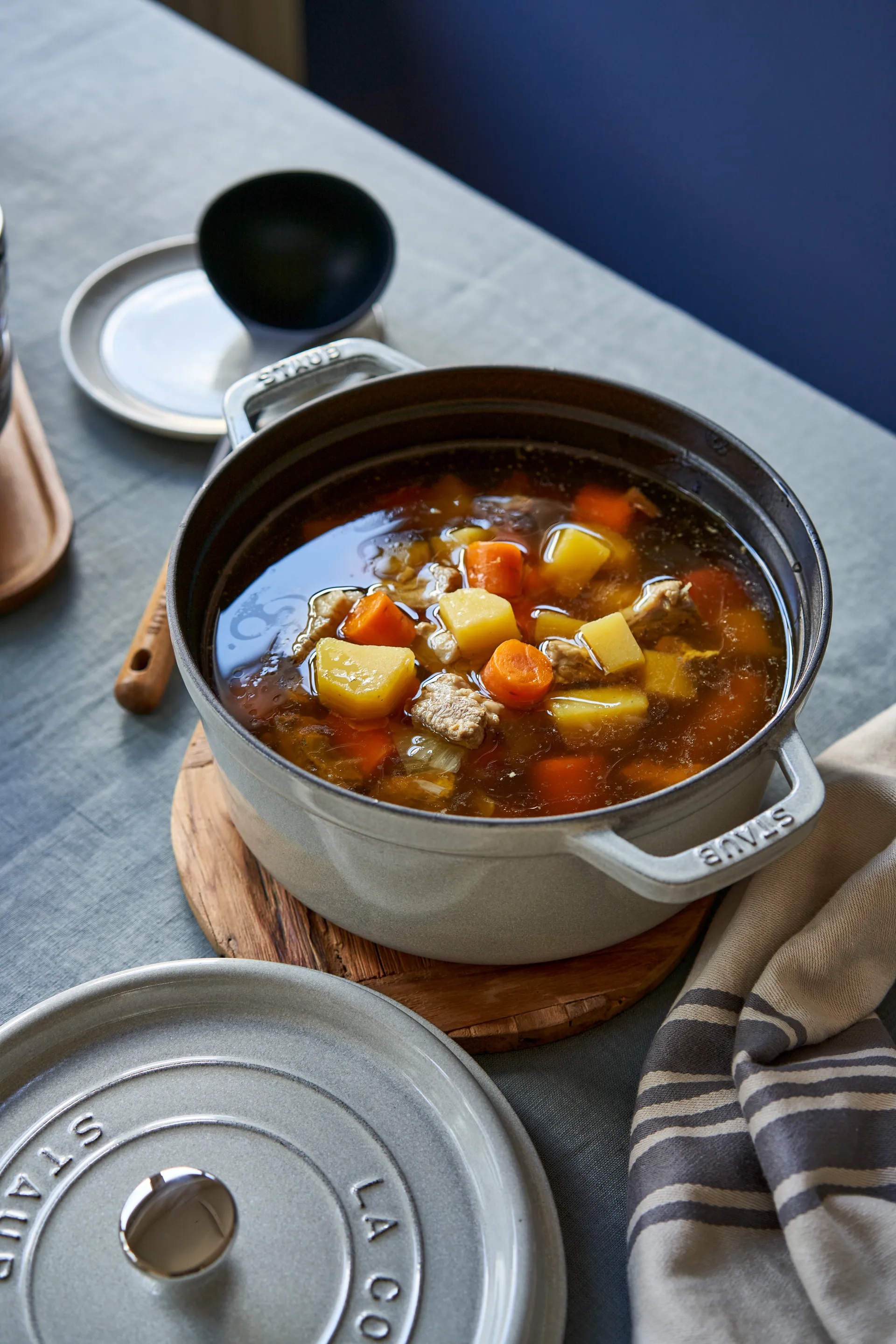 Staub White Truffle gryta, 3,8 l STAUB