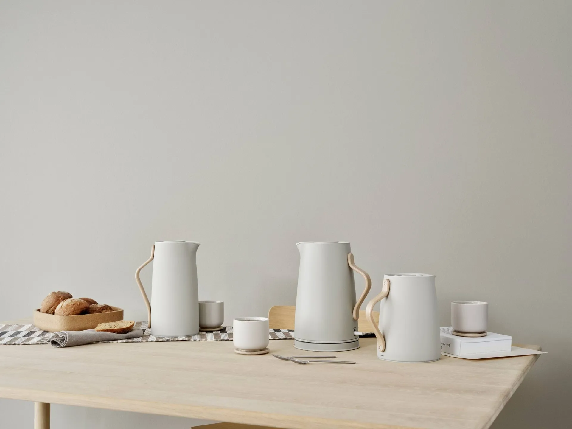 Emma termoskanna kaffe, Soft sand, 1,2 L Stelton