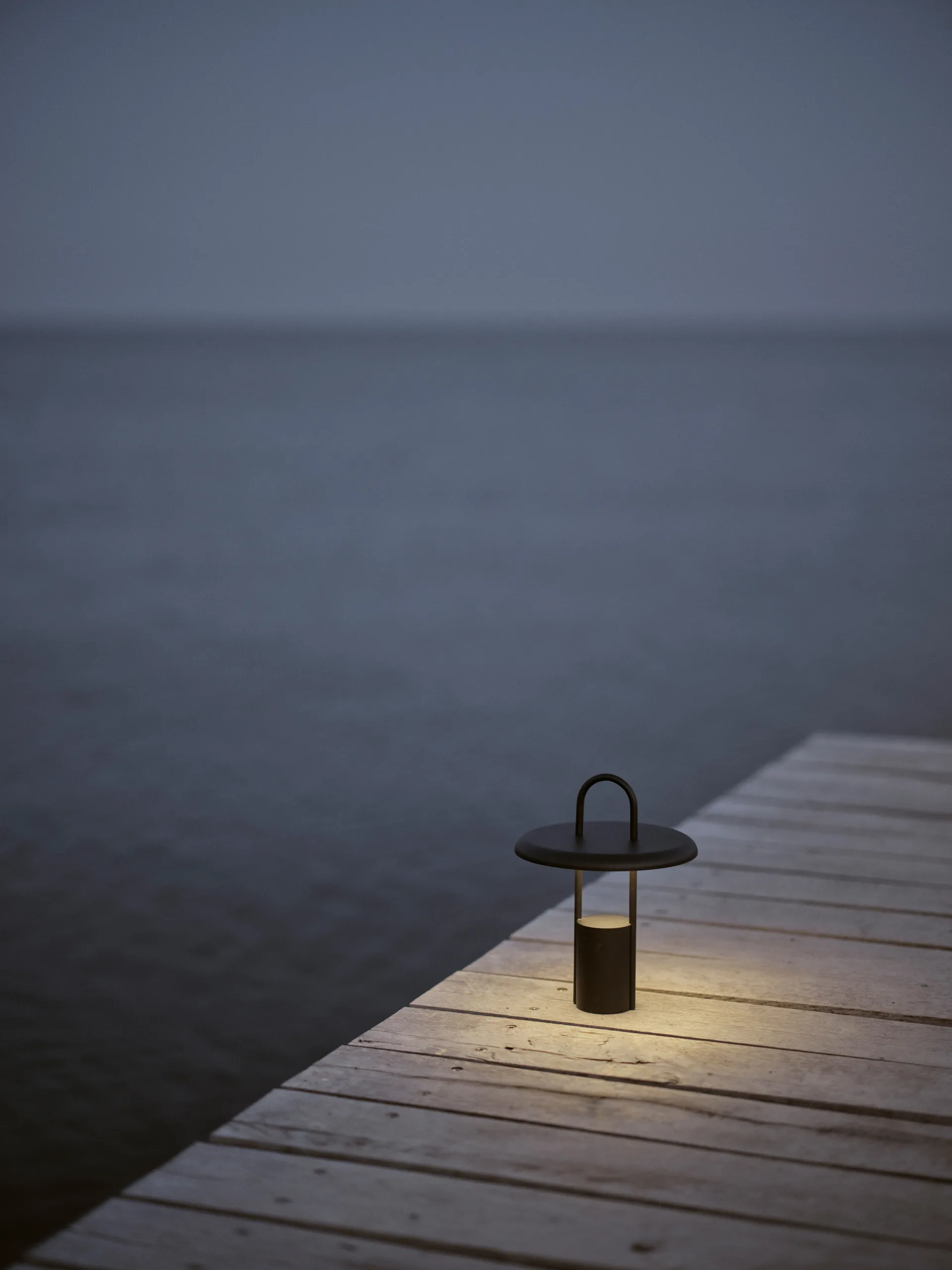 Pier LED-lampa portabel 25 cm, Black Stelton