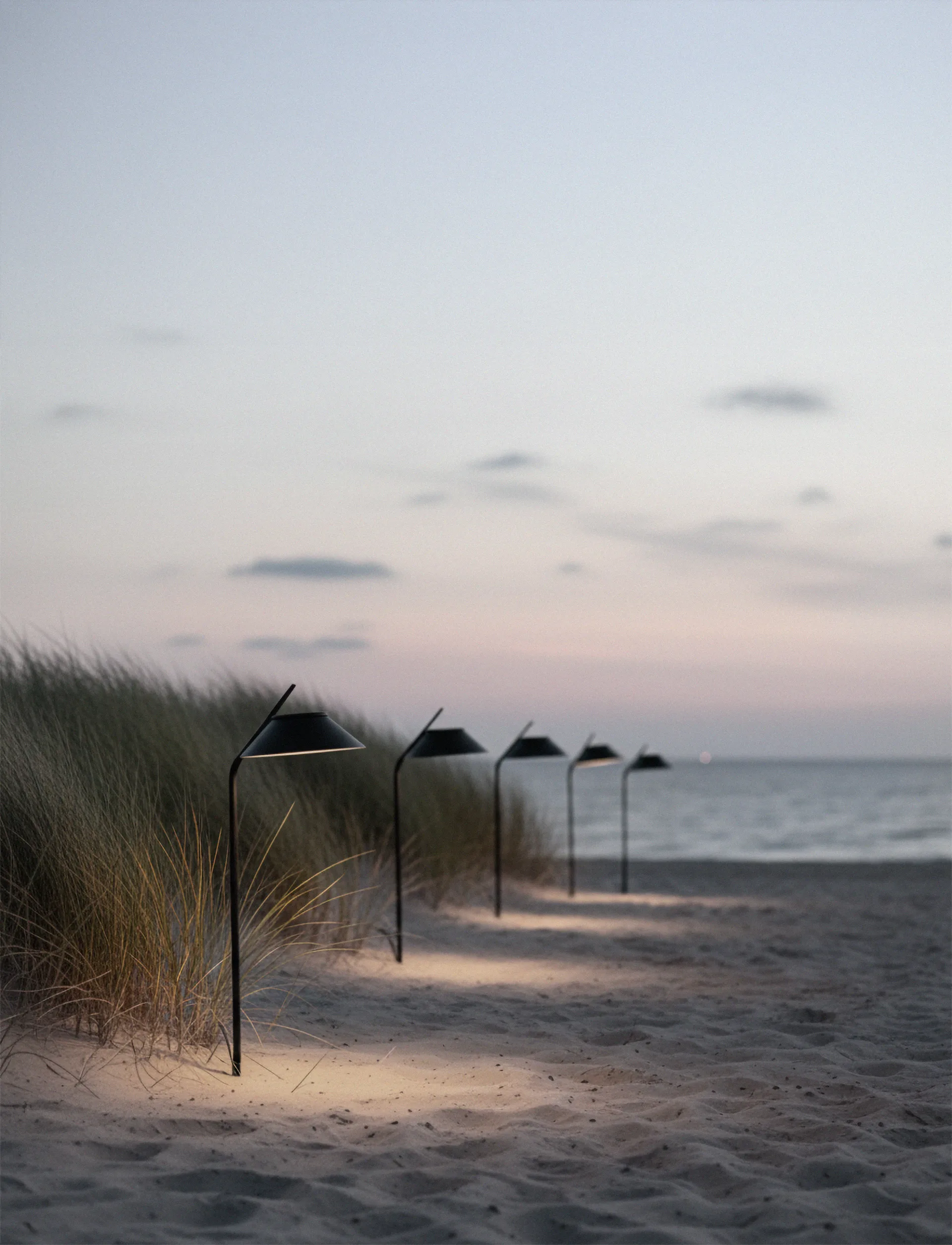 Vinkel solcellslampa pollare med stativ, Black Stelton