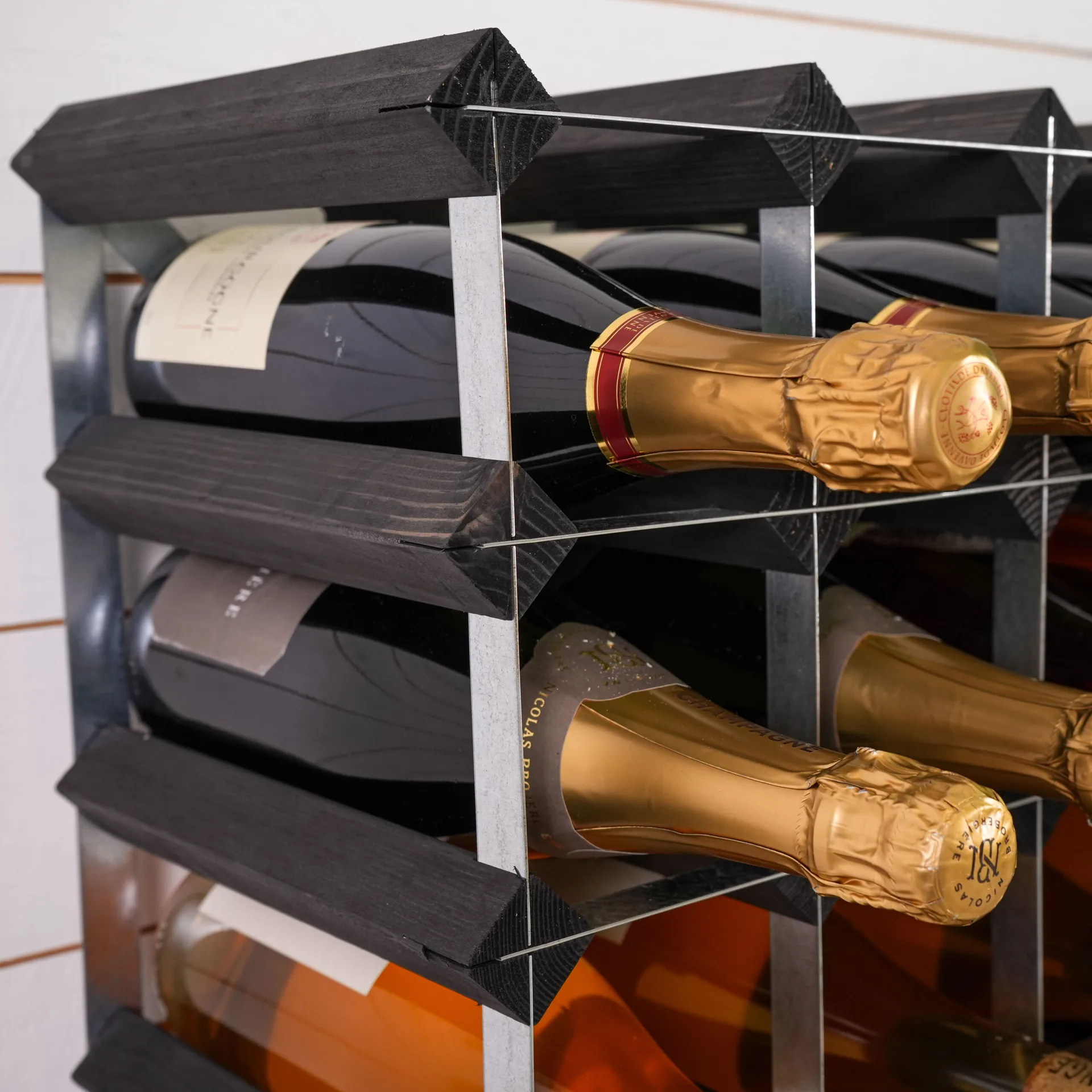 The Swedish Wine Rack Factory vinställ monterat, 12 flaskor-svart furu The Swedish Wine Rack Factory