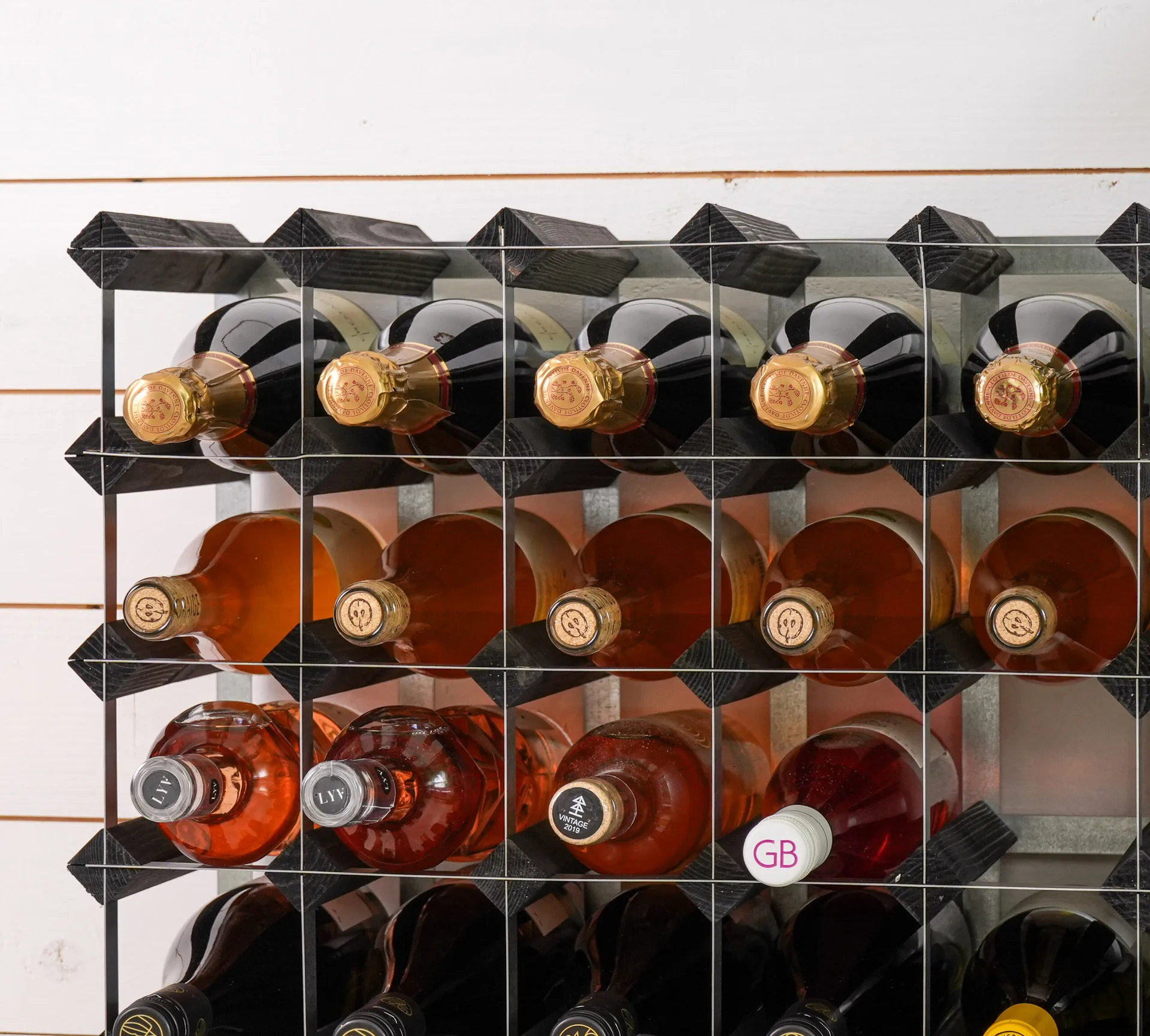 The Swedish Wine Rack Factory vinställ monterat, 9 flaskor-svart furu The Swedish Wine Rack Factory