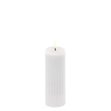 Läs mer om Uyuni Lighting LED Blockljus Räfflat 5,8x15 cm Vit