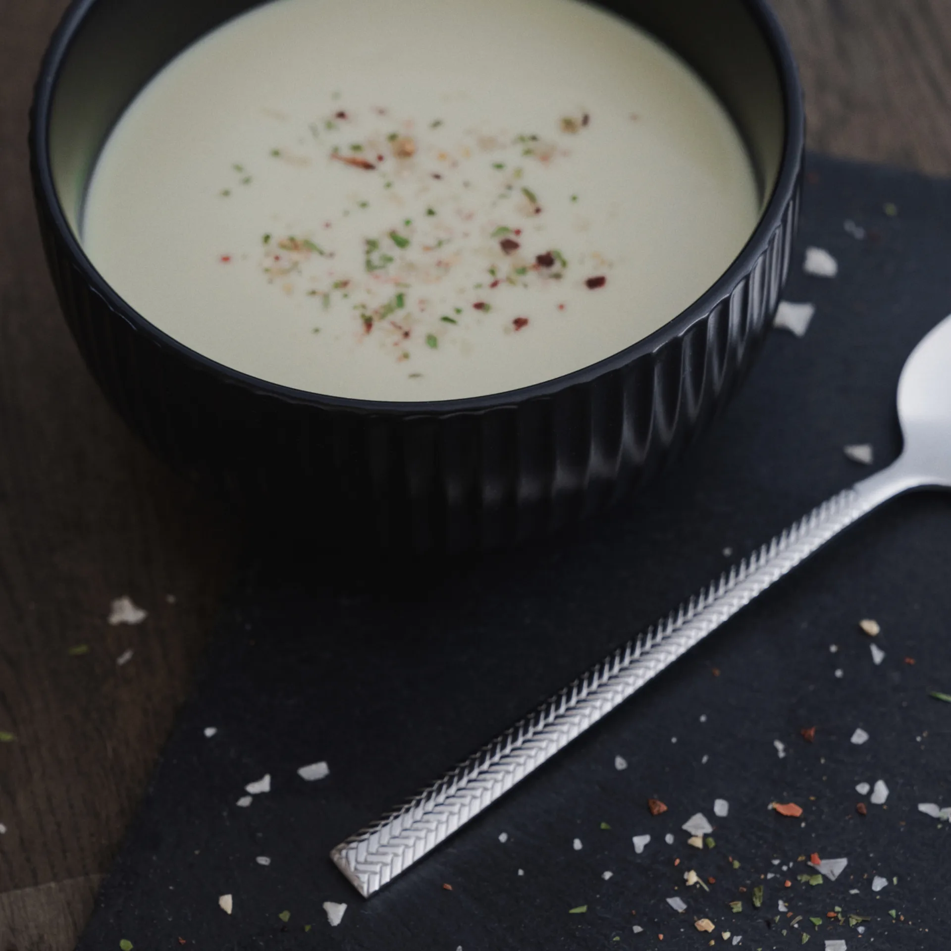 Duga flinga skål 70 cl 4-pack, Vit, sandgrå, antracit, svart Vargen & Thor