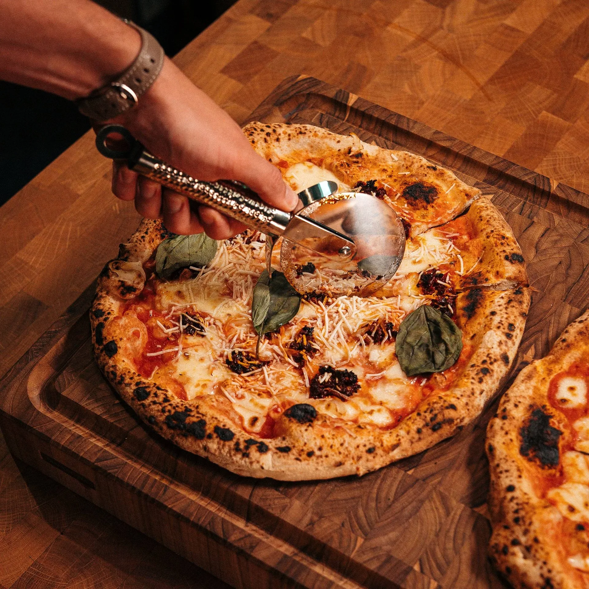 Frost pizzaskärare, Rostfritt stål, 24 cm Vargen & Thor