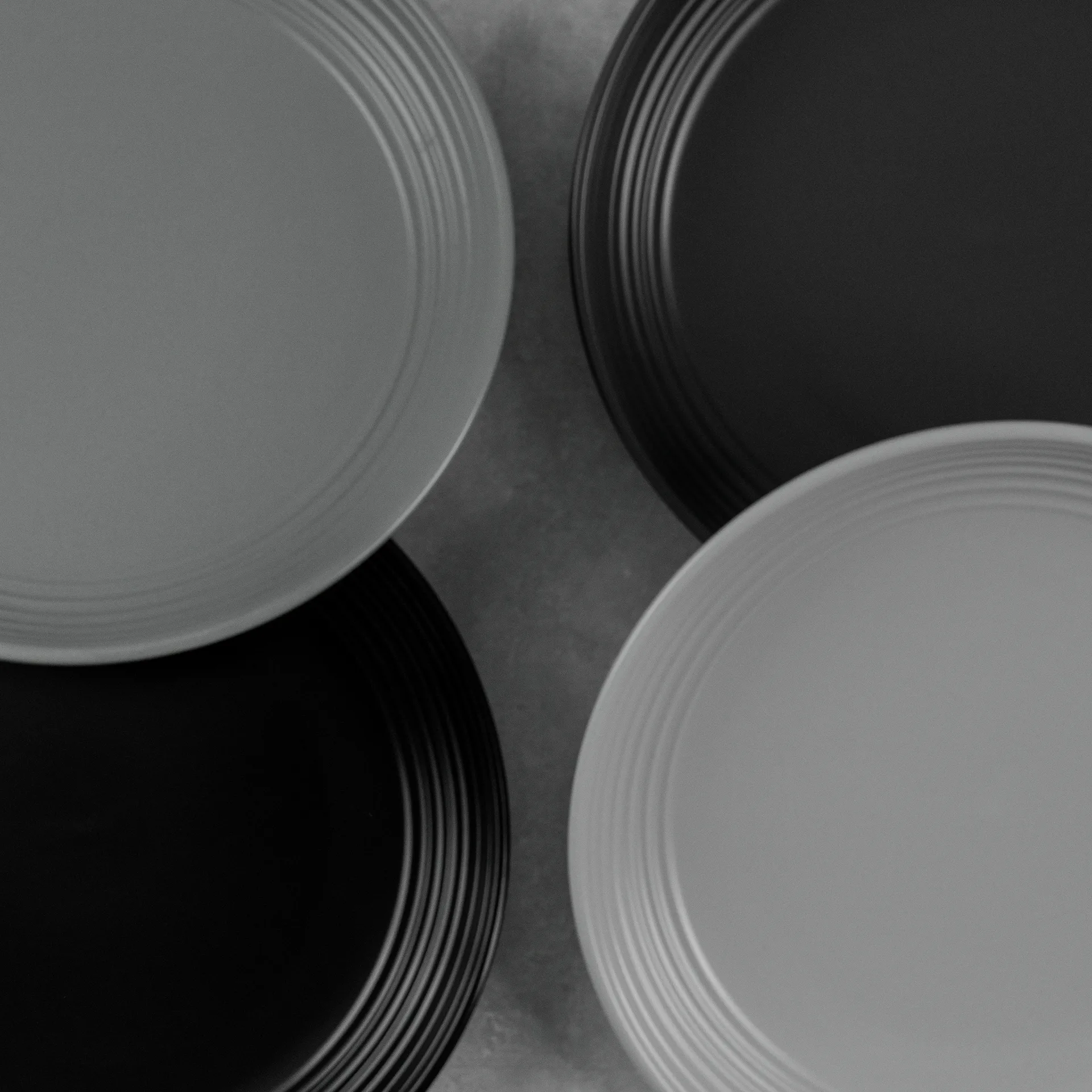 Gastro tallrik Ø25 cm 4-pack, Vit, sandgrå, antracit, svart Vargen & Thor