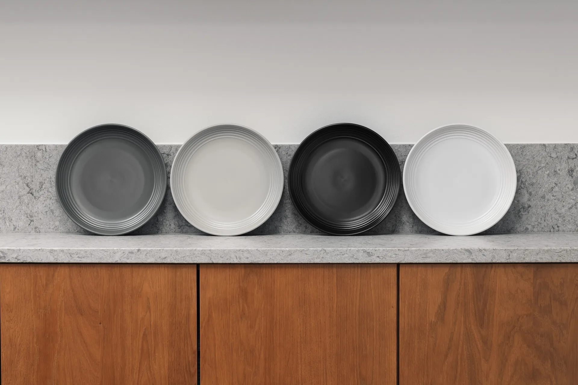 Gastro tallrik Ø25 cm 4-pack, Vit, sandgrå, antracit, svart Vargen & Thor