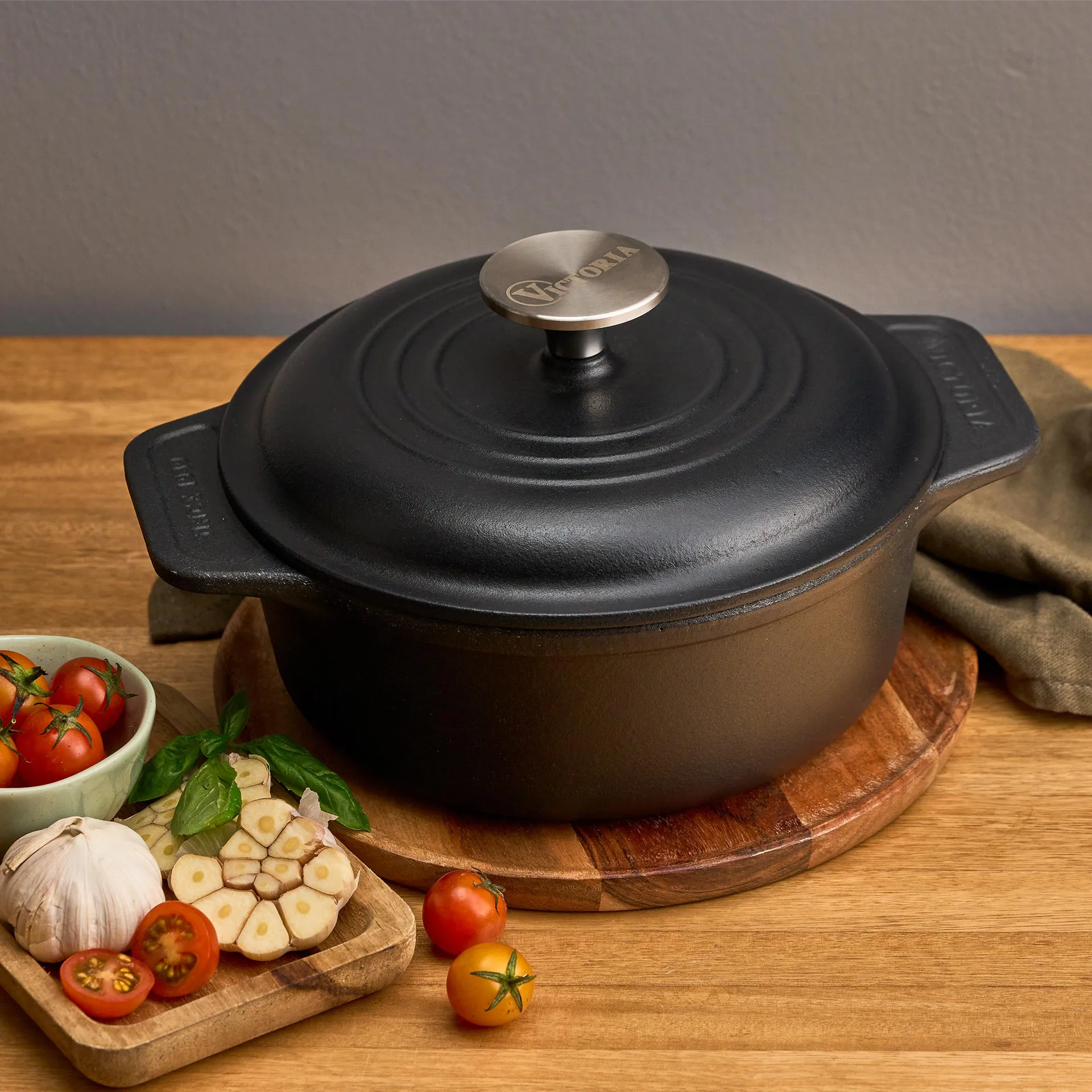 Victoria gryta gjutjärn pre-seasoned, 1,9 L Victoria