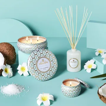Maison Blanc 3-wick Tin doftljus 40 timmar - Laguna - Voluspa