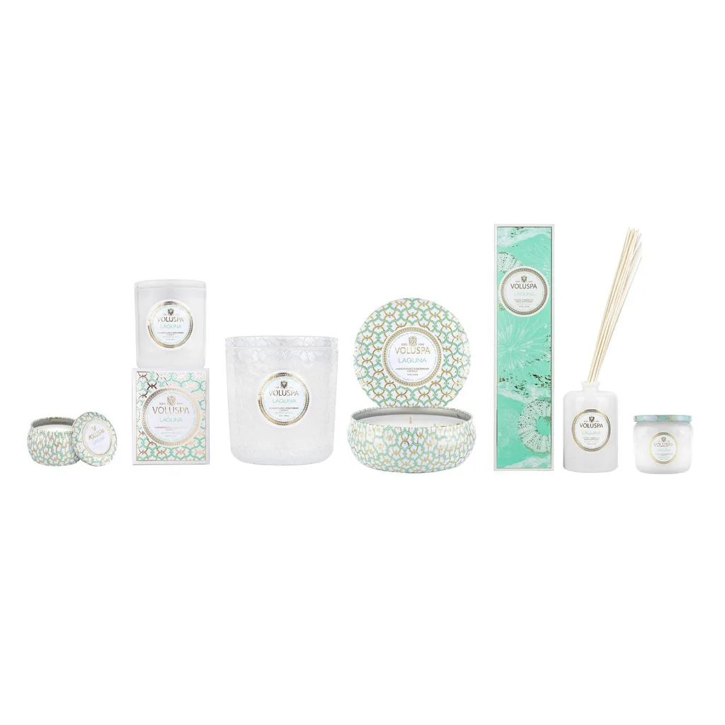 Maison Blanc 3-wick Tin doftljus 40 timmar, Laguna Voluspa