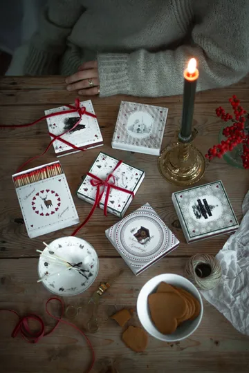 Julemorgen tändstickor - Hus - Wik & Walsøe