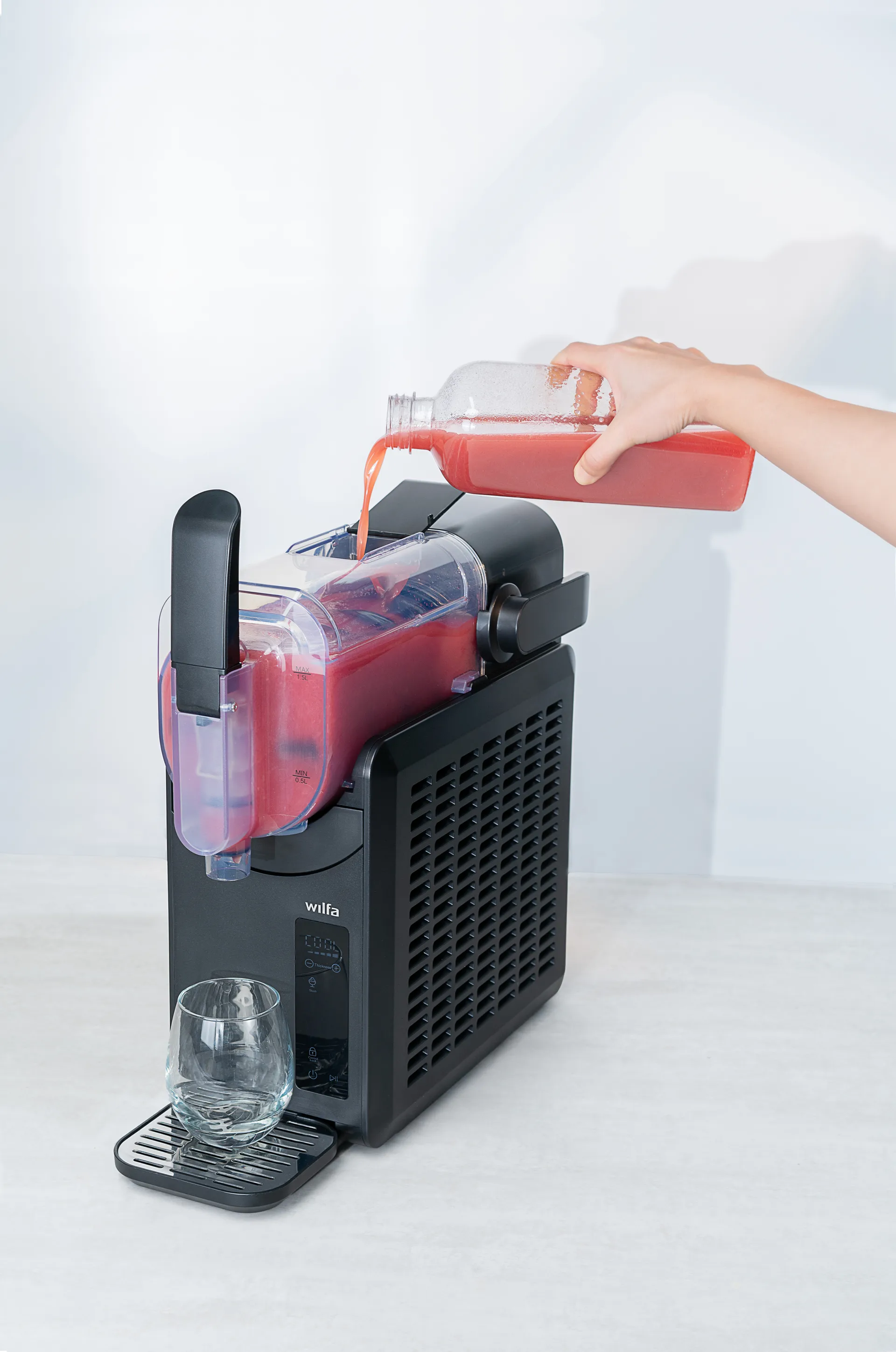 Icy FDM1B-TC2000 slushmaskin, Svart Wilfa