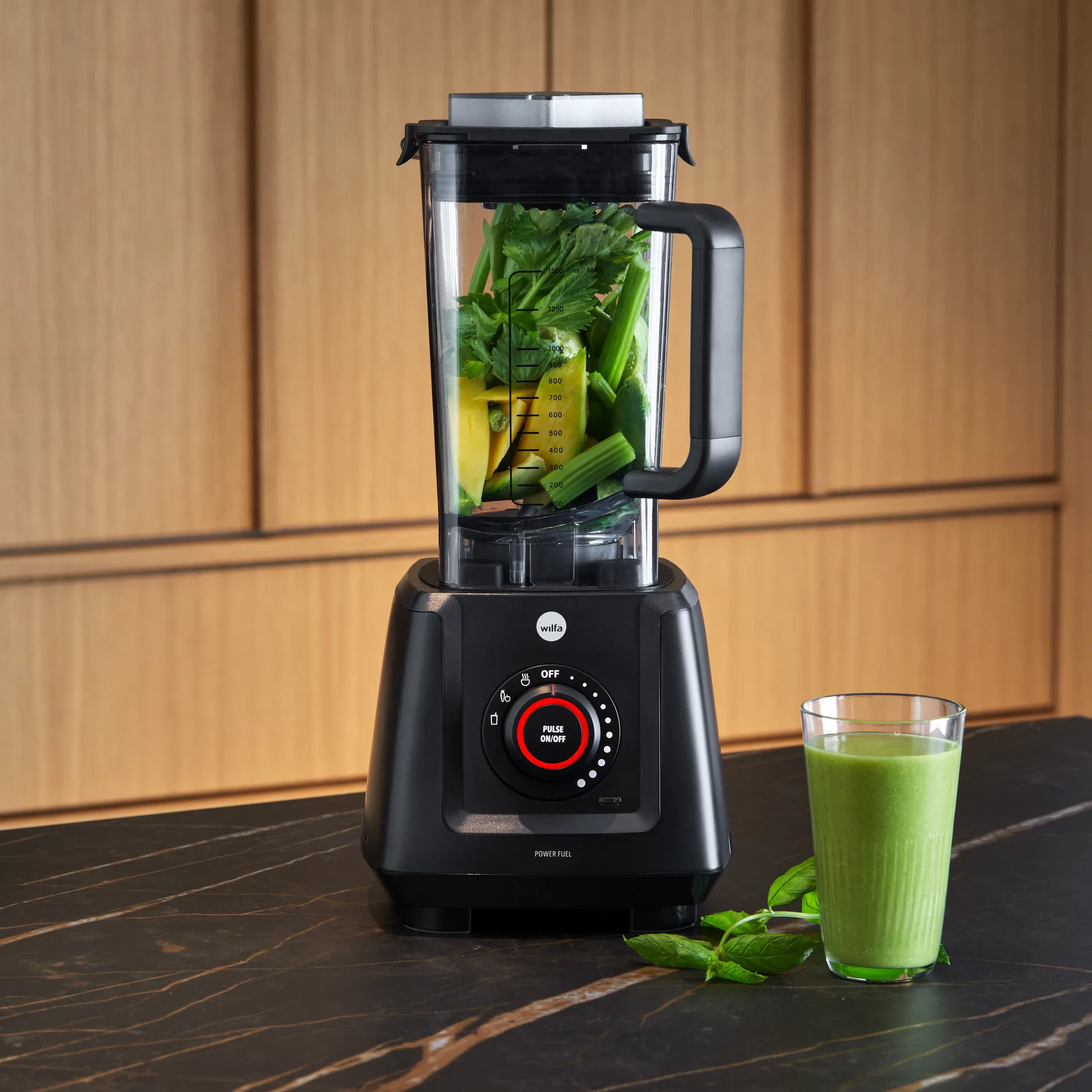 PB2B-P1200 powerfuel blender 1,5 L, Svart Wilfa