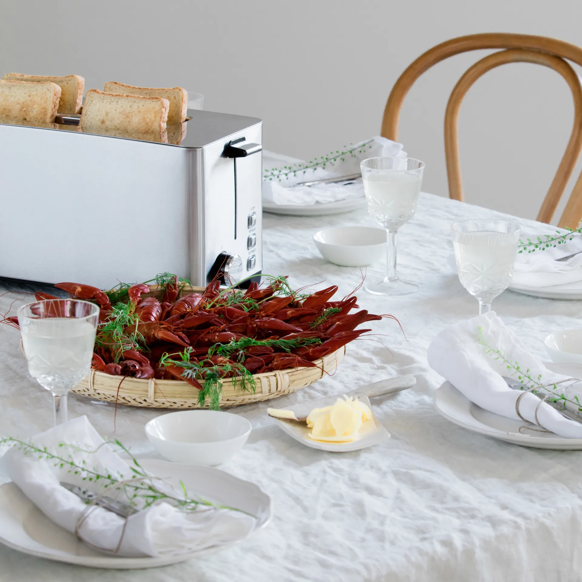 TOL-1400S brunch brödrost 4 skivor, Silver Wilfa