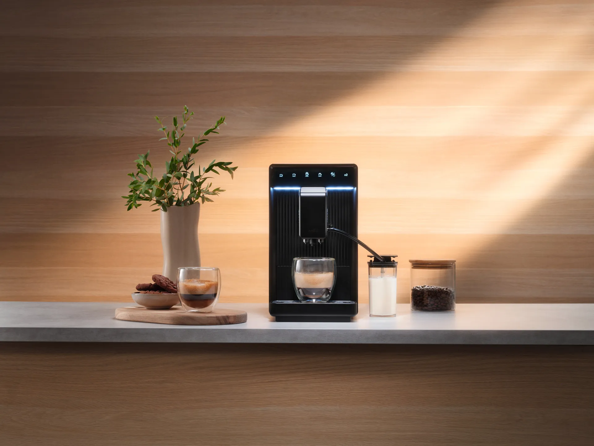 Volo EMA1B-TCM19 automatisk espressomaskin, Svart Wilfa