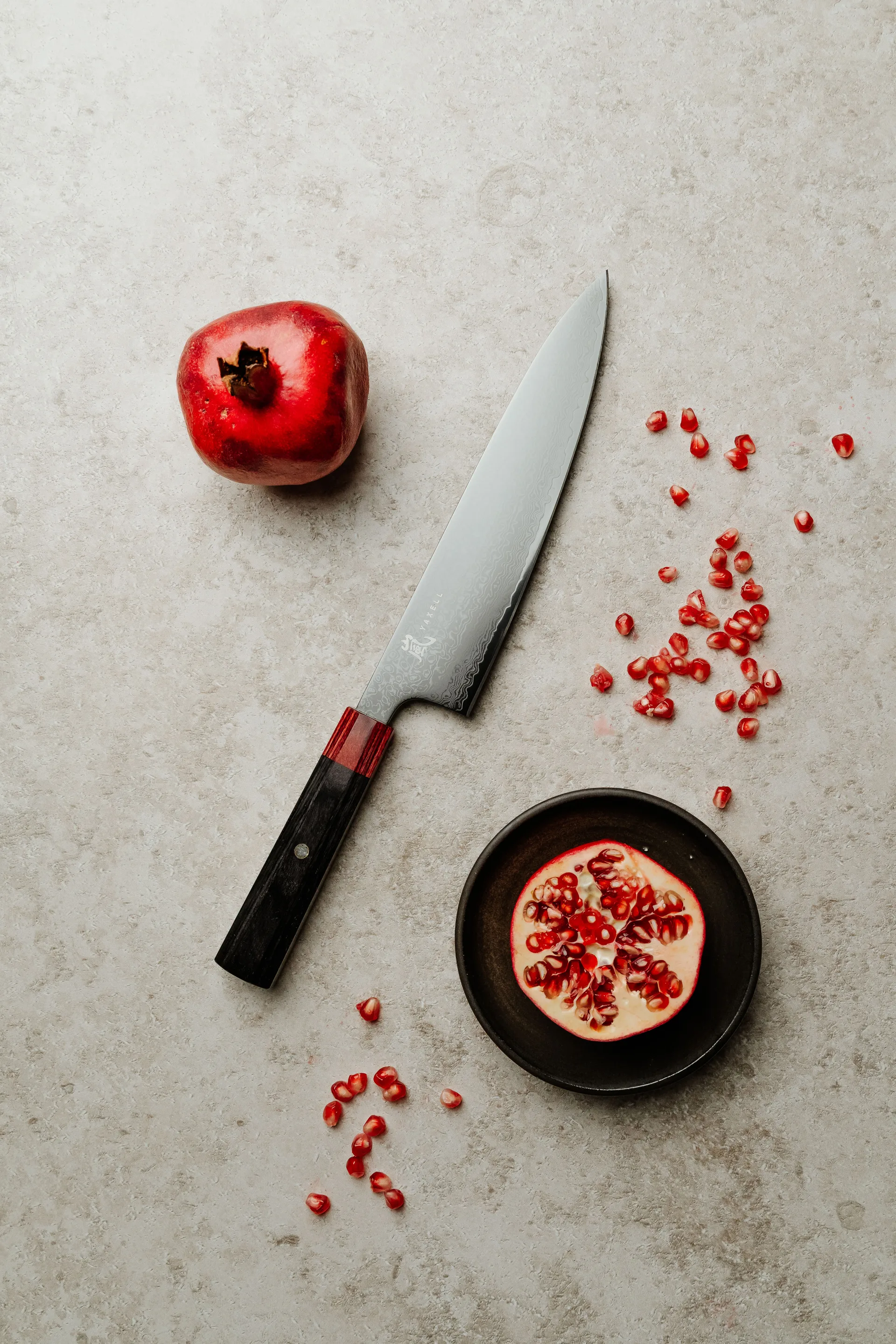 Rei kockkniv, Röd-svart, DLC, 20 cm Yaxell