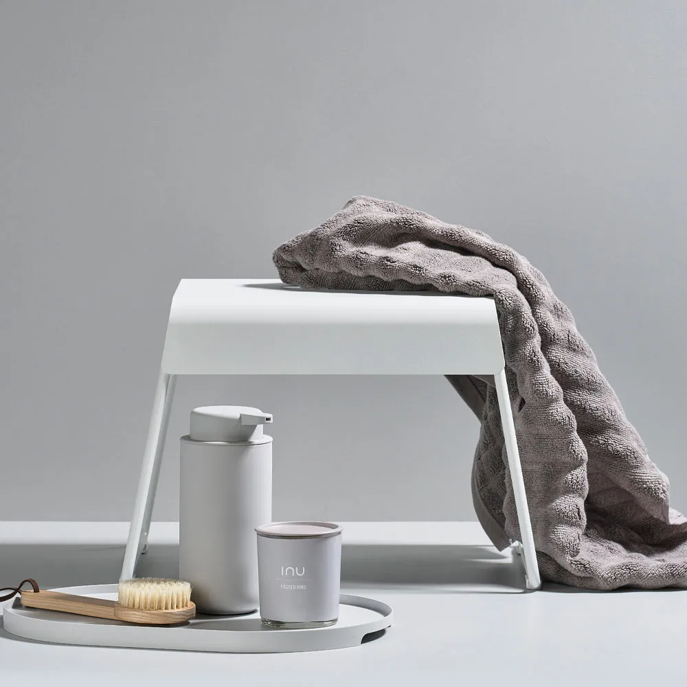 A-Stool pall, Soft Grey (grå) Zone Denmark