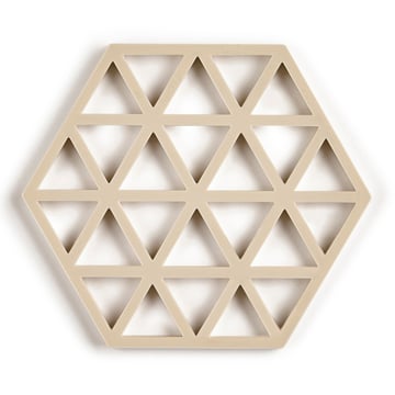 Läs mer om Zone Denmark Triangle grytunderlägg Birch