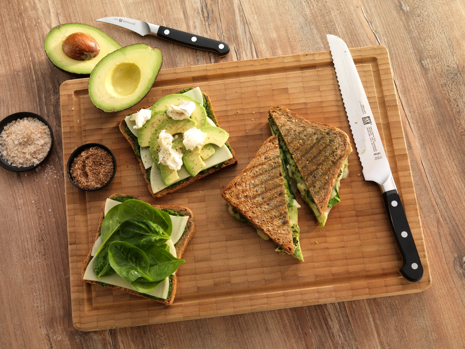 Zwilling Pro tandad allkniv 13 cm, Svart-rostfritt stål Zwilling